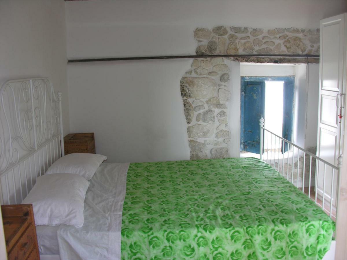 בית הארחה Palombaro 	Ai Limiti • 67 • StoneHouse מראה חיצוני תמונה