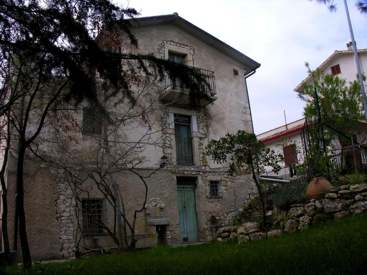 בית הארחה Palombaro 	Ai Limiti • 67 • StoneHouse מראה חיצוני תמונה