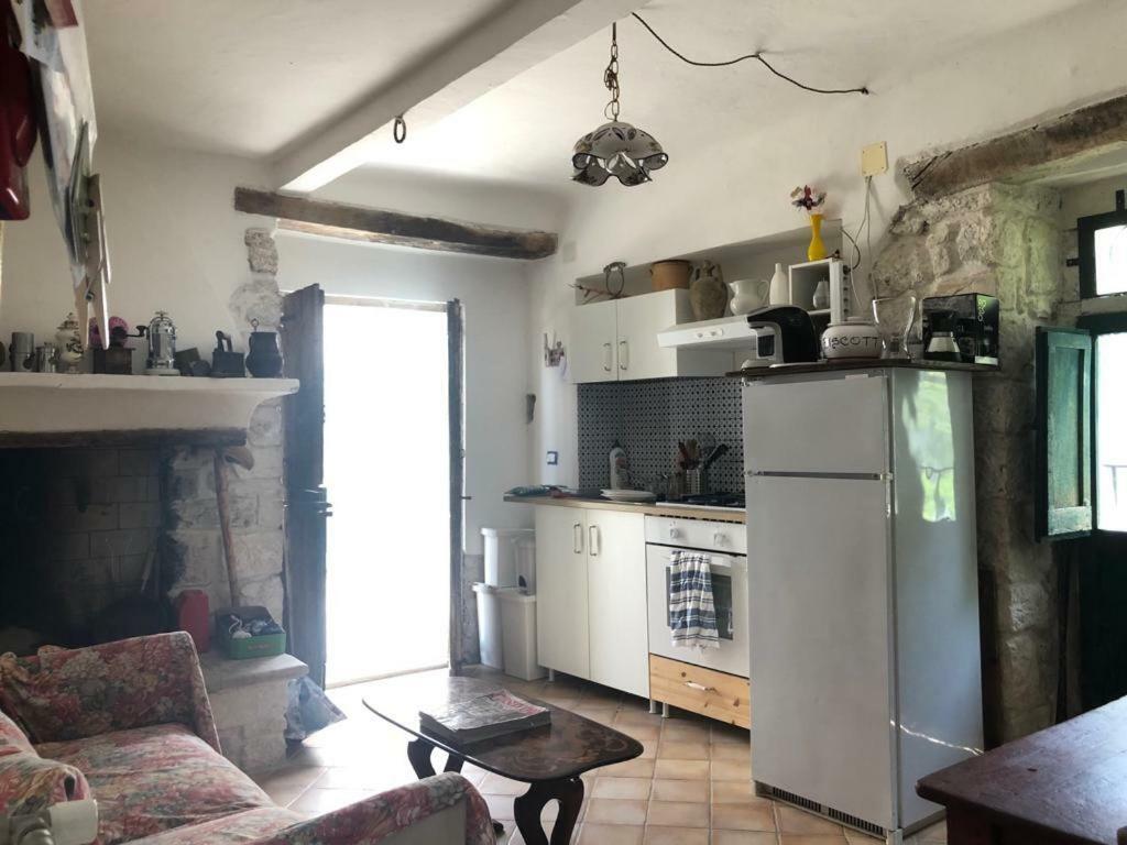 בית הארחה Palombaro 	Ai Limiti • 67 • StoneHouse מראה חיצוני תמונה